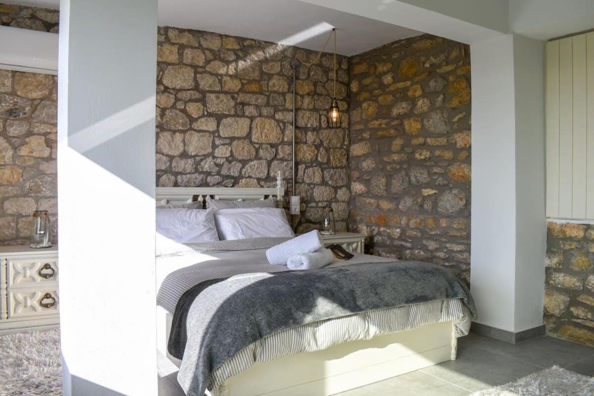 KitriaíCoastal Stone Hideaway With Stunning Scenery别墅 外观 照片